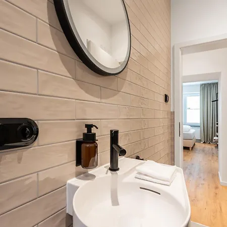 Hozo1-exklusiv Der Roze Living *