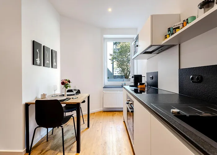 Hozo1-exklusiv Der Roze Living *